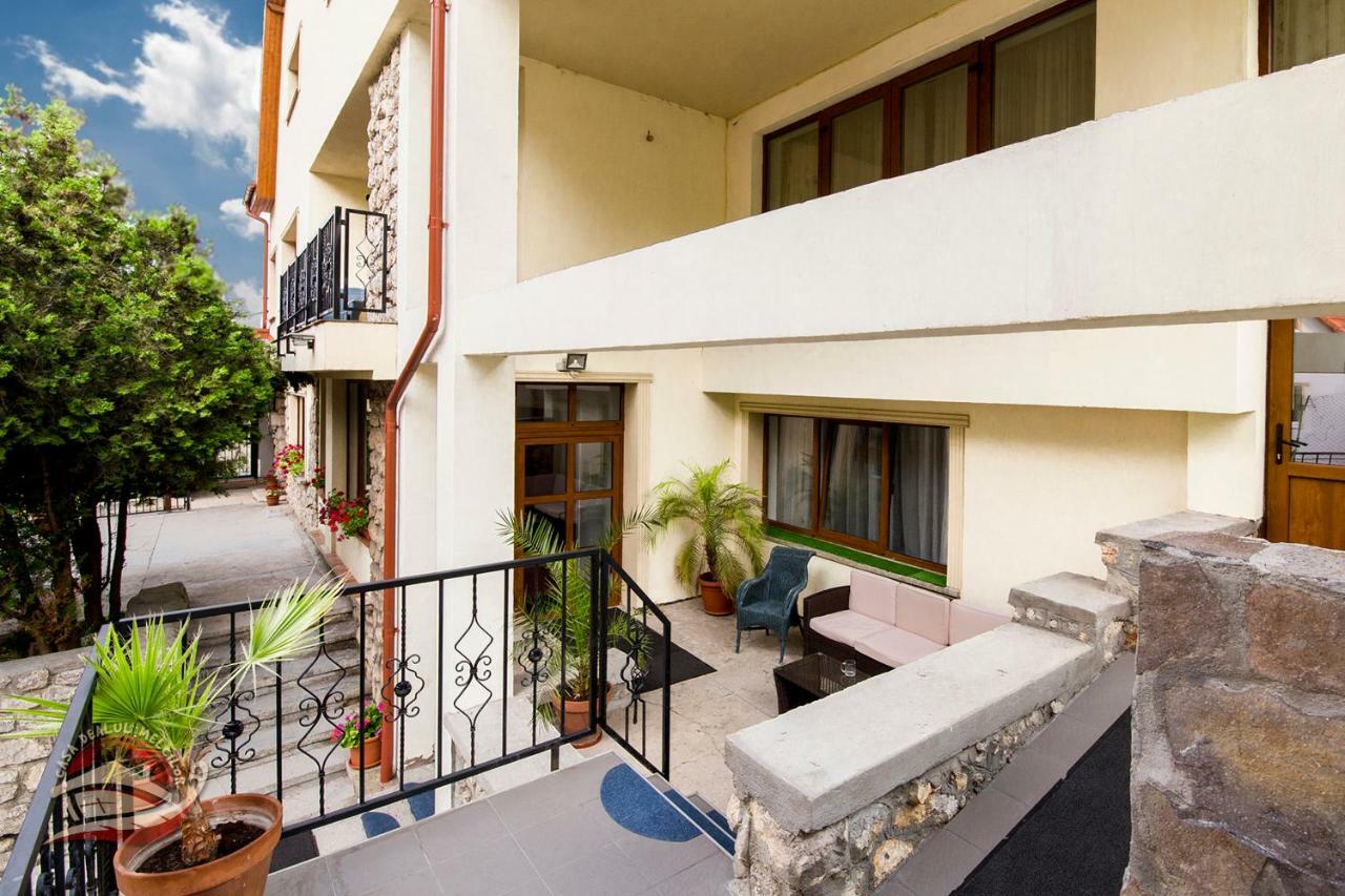 מלון בראשוב Casa Dealul Melcilor מראה חיצוני תמונה
