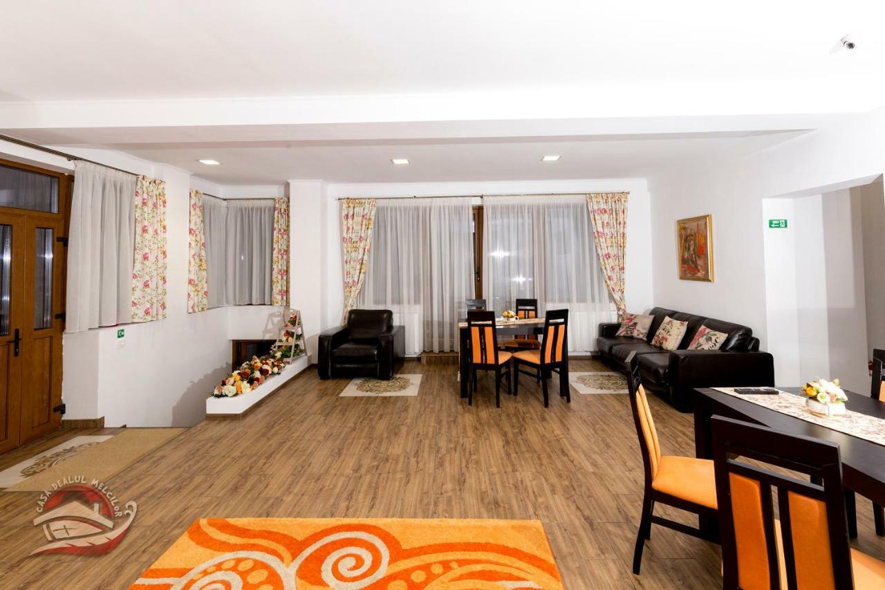 מלון בראשוב Casa Dealul Melcilor מראה חיצוני תמונה